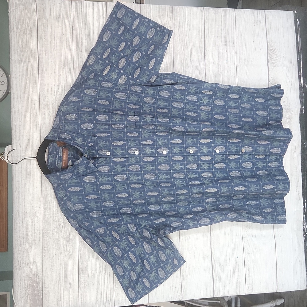 Tori Richard Hawaiian shirt